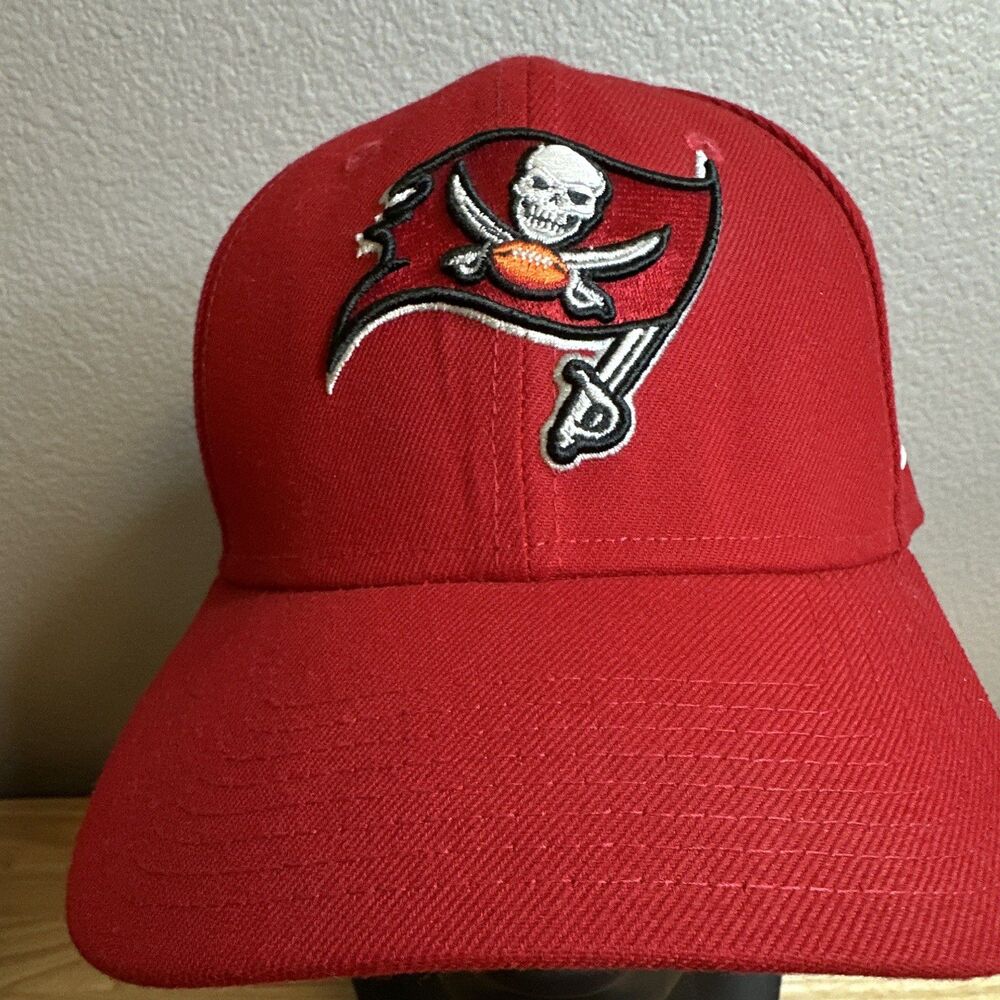 New Era 9Forty Tampa Bay Buccaneers Red Hat Cap Adjustable NFL Football